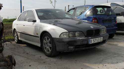 Dezmembram BMW 525 TDS '2000