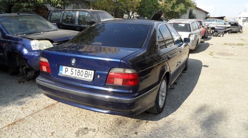 Dezmembram bmw e 39,seria 5,2,5 diesel cutie manuala din 2000