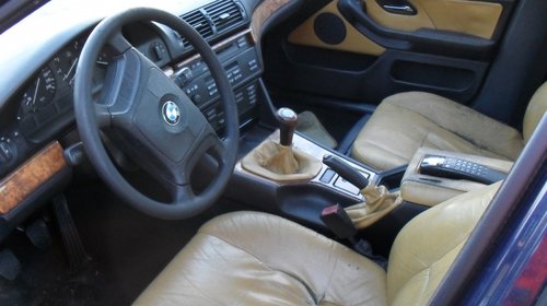 Dezmembram BMW e39