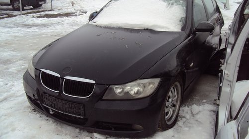 Dezmembram BMW E90 - 2006 - 318