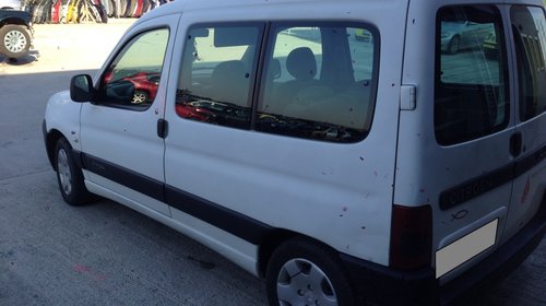 Dezmembram CITROEN BERLINGO 1.9