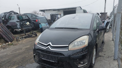 Dezmembram Citroen C4 Picasso, an 2008, motor 1.6 HDI