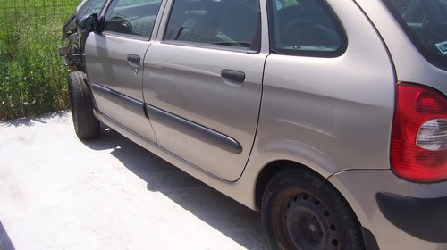 Dezmembram citroen xsara 2006