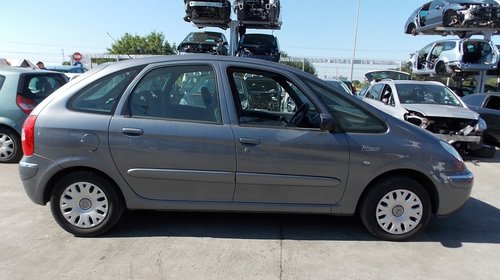 Dezmembram Citroen Xsara Picasso 1.6HDI, tip motor 9HY , fabricatie 2004