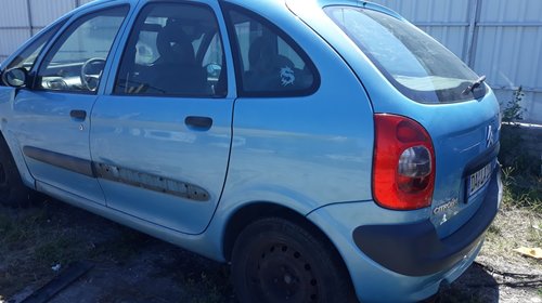 Dezmembram Citroen Xsara Picasso 1.6i An 2009