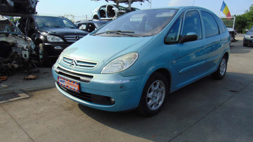 Dezmembram Citroen Xsara Picasso , 1.6i ,Tip motor: NFV , fabricatie 2005