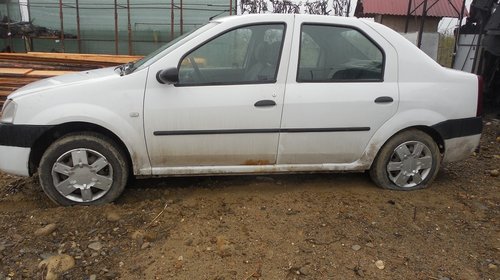 Dezmembram Dacia Logan motor 1.5dci an 2006