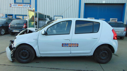 Dezmembram Dacia Sandero, 1.2 16v, Tip Motor D4F-F7, An fabricatie 2010