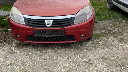 Dezmembram Dacia Sandero [2008 - 2012] Hatchb