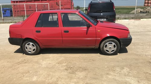 Dezmembram dacia super nova 1,4 benzina anul 2002 tip motor E7J-A2