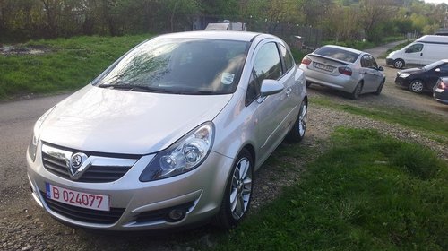 Dezmembram/ dezmembrez/ piese OPEL CORSA D 1.