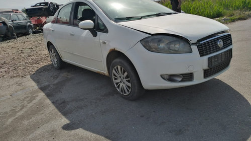 Dezmembram Fiat Linea, an 2008, motor 1.3 mul