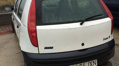 Dezmembram fiat punto 1.2 benzina an 2001