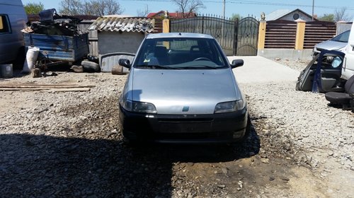 Dezmembram Fiat Punto 1242 cmc 44kw benzina an 1999