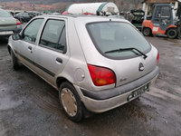 Dezmembram Ford Fiesta 4 2001 1.3 Benzina Cod motor J4T 60CP/44KW