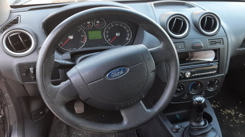 Dezmembram Ford Fiesta 5 [2001 - 2007] Hatchback 3-usi 1.3 MT (70 hp)