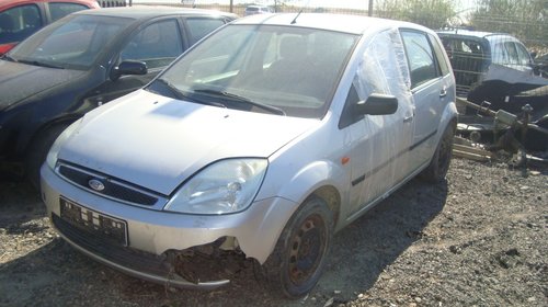 Dezmembram Ford Fiesta an 2004 motor 1.6 benzina