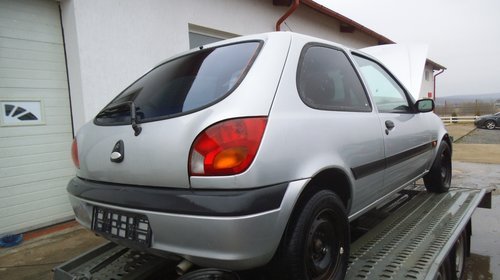 Dezmembram ford fiesta din 2001-1,3 benzina