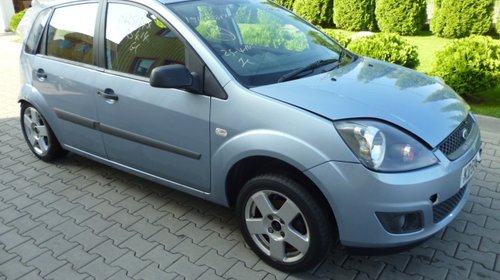 Dezmembram Ford Fiesta V