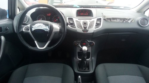 Dezmembram Ford fiesta VI 2010 1.25