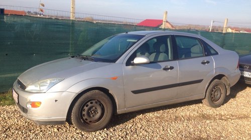 Dezmembram Ford Focus 1,8 TDDI, An 2001 cu AC