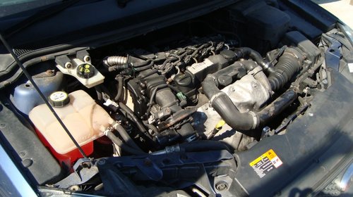 Dezmembram Ford Focus 2 Combi an 2006 motor 1.6 tdci 90CP cod HHDA
