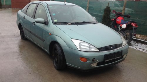 Dezmembram Ford Focus Ghia 1.6 Benzina, An 2001 fulloption, tapiterie impecabila