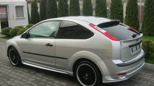 Dezmembram Ford Focus II, 2005