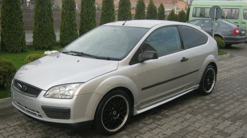 Dezmembram Ford Focus II, 2005