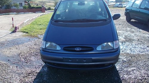 dezmembram Ford Galaxy din 1996 - 1,9 tdi