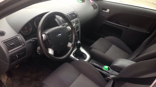 Dezmembram Ford Mondeo combi 2.0 TDCI