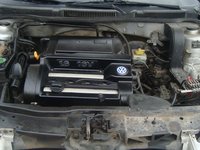 Dezmembram Golf 4 motor 1.6 16V cod AUS