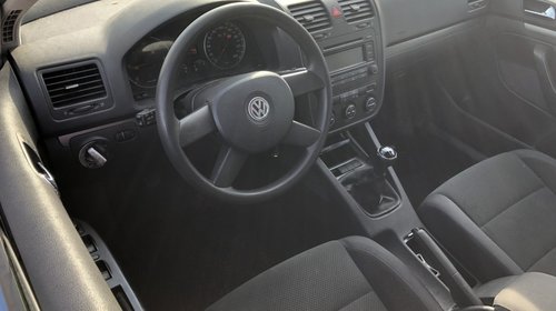 Dezmembram Golf 5 ,1.9 TDI,tip motor BKC,an 2006