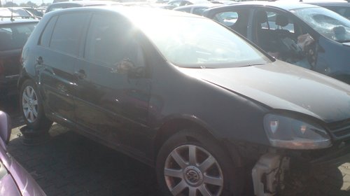 Dezmembram Golf 5, 2004, 1.6 FSI