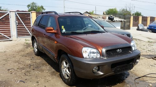 Dezmembram Hyundai Santa-Fe 2.7 benzina autom