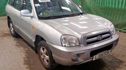 Dezmembram Hyundai Santa Fe 2006 2.0 CRDT Cod motor:D4EA5706869/HJ85 113 CP