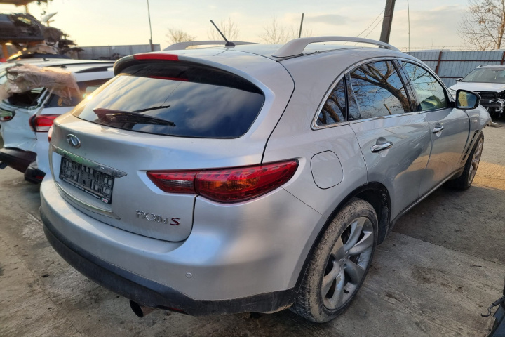 Dezmembram Infiniti FX-Series 2 [2008 - 2012] motor 3.0 d cod V9X piese ...