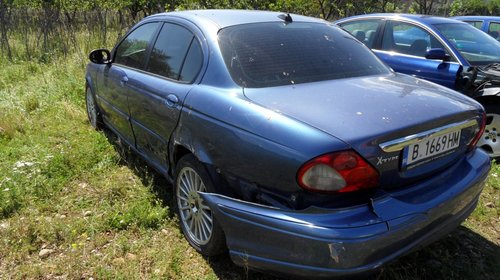 Dezmembram jaguar x-type ,motor 2,0 diesel,volan pe stanga,ford,130 cai din 2004