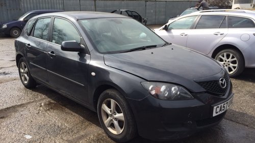 Dezmembram Mazda 3 1.6 benzina 2008, facelift