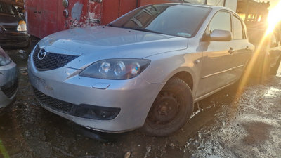 Dezmembram Mazda 3 2005