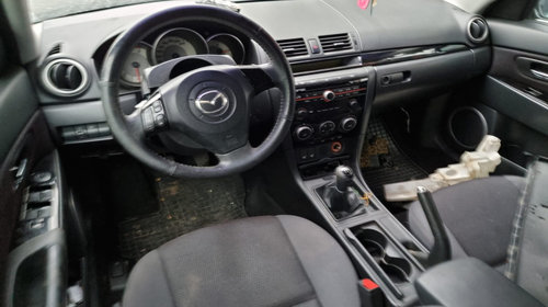 Dezmembram Mazda 3 BK [facelift] [2006 - 2009] Hatchback 5-usi 1.6 AT (105 hp)