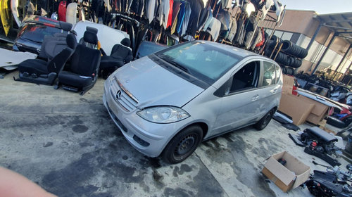 Dezmembram mercedes a-class w169 volan stanga