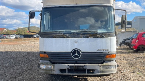 Dezmembram Mercedes Atego