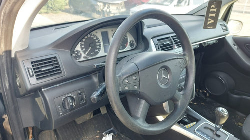 Dezmembram Mercedes B-class W245 2006 2.0