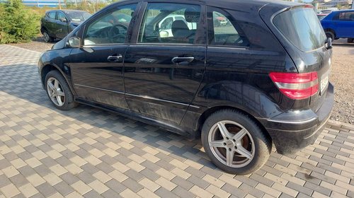 Dezmembram Mercedes B-class W245 2006 2.0