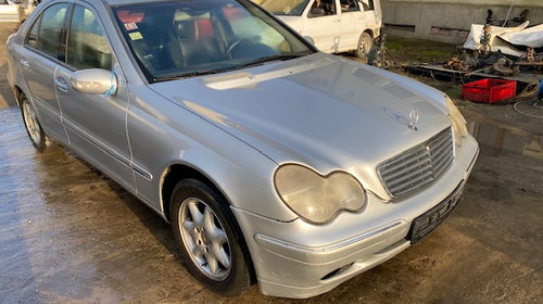 Dezmembram Mercedes-Benz C-Class W203/S203/CL