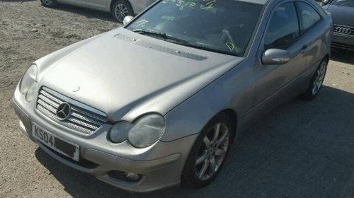 Dezmembram Mercedes-Benz C220 CDI 2004 2.2 Di