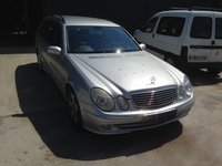 Dezmembram Mercedes Benz E220 S211