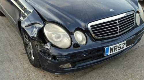 Dezmembram Mercedes Benz E270 An Fabricatie 2002 2.7