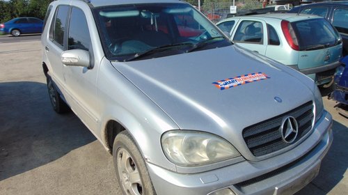 Dezmembram Mercedes-Benz M-Class W164 , 2.7CDI , tip motor 612963 30 , fabricatie 2002